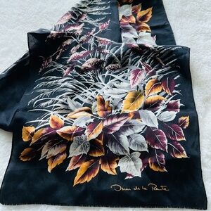 Oscar De La Renta Silk Scarf Vintage 1980’s Broun Silk Autumn Leaves Accessory.